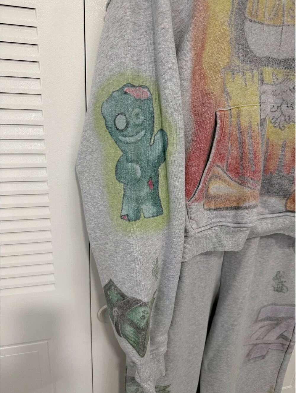 7S XL Graphic Sweatsuit Alien Airbrush Hoodie Wide Leg Pants Y2K Distressed Set